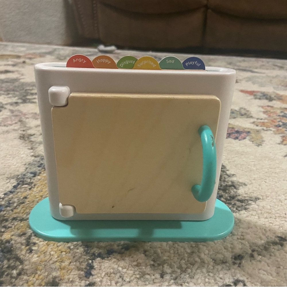 Multicolor Emotion Learning Toy